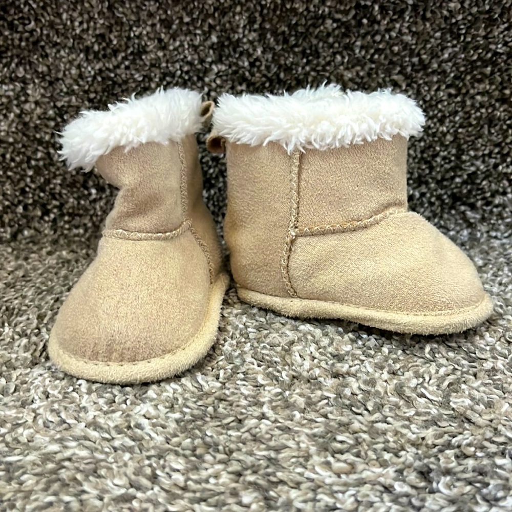 Adorable faux suede baby girl boots